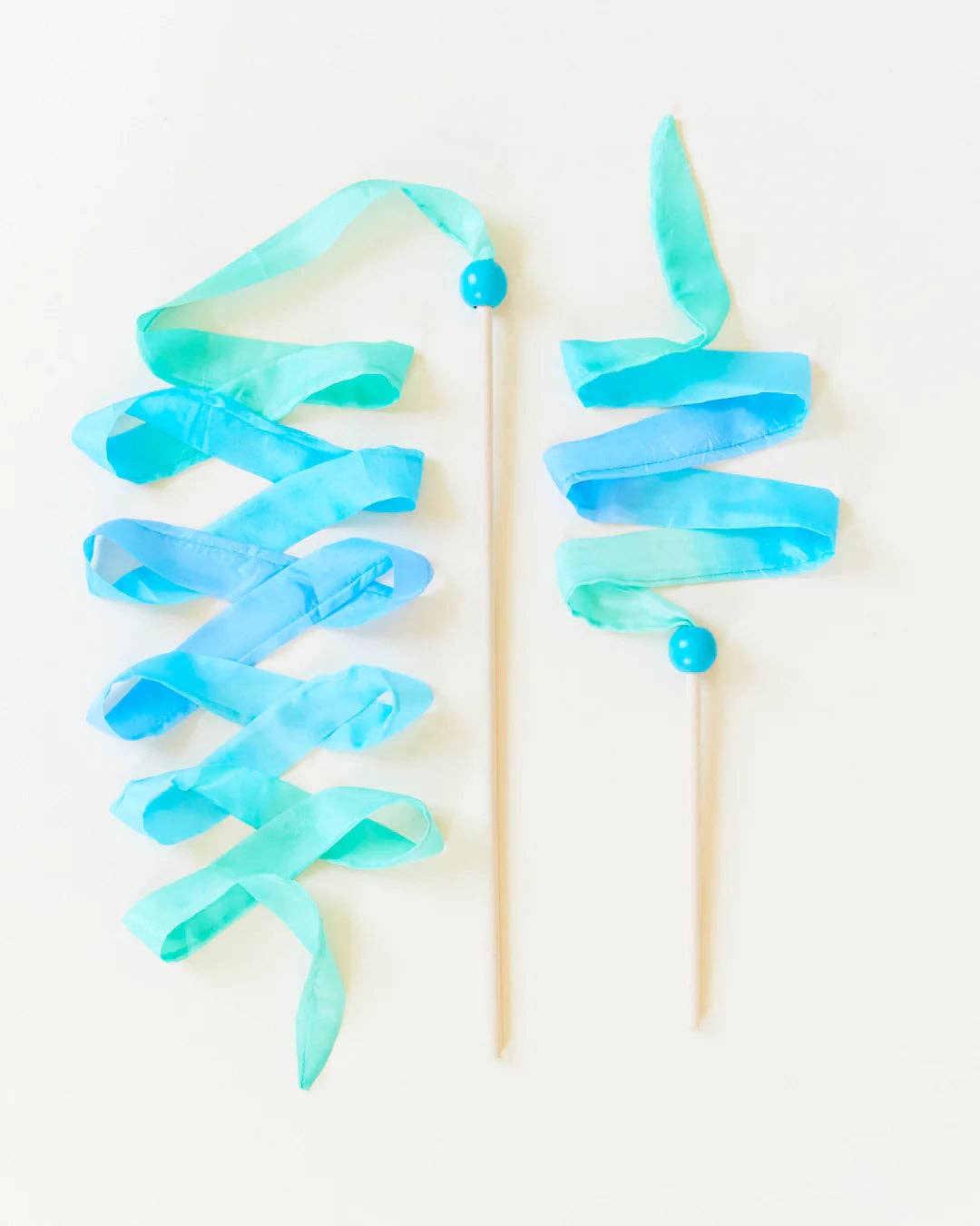 Silk Streamer Case Packs of 5