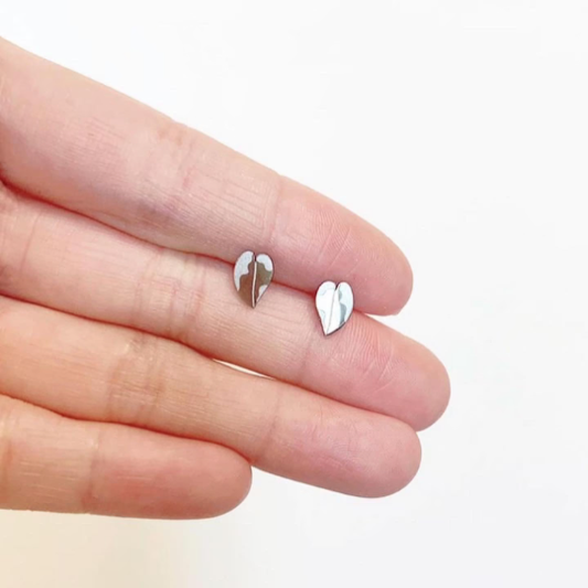 White Knight Ph. Plant Studs | Hypoallergenic