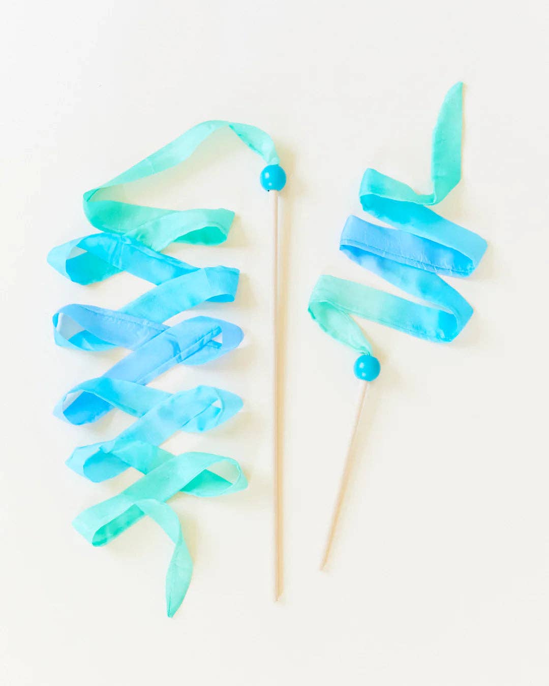 Silk Streamer Case Packs of 5