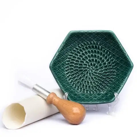 Emerald Green 3 Piece Set: Ceramic Grater, Peeler, Brush