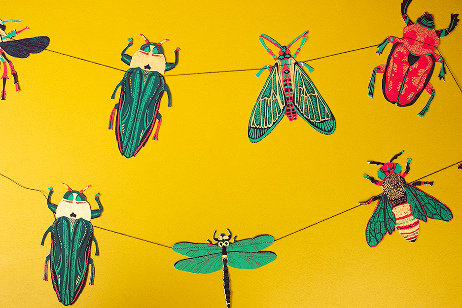 INSECTS SEWN GARLAND
