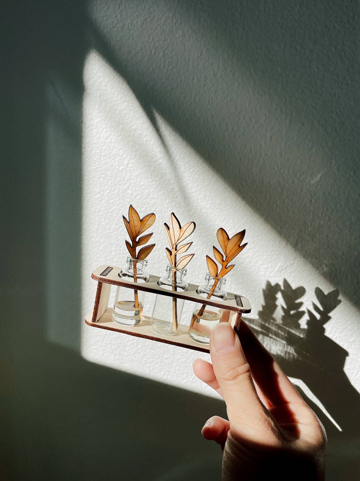 Tiny Plant Propagation Leaf Diffusers: No Essential Oil / Leafy Stems