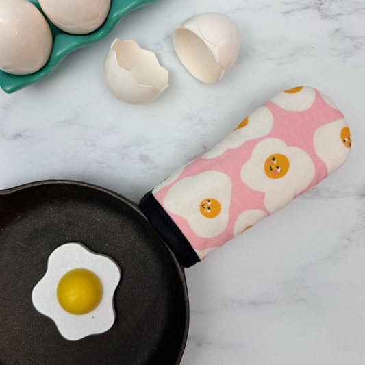 Fried Eggs Cast Iron Handle Mitt