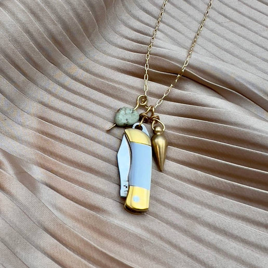 Handmade Billie Jr. Necklace (Mother of Pearl)