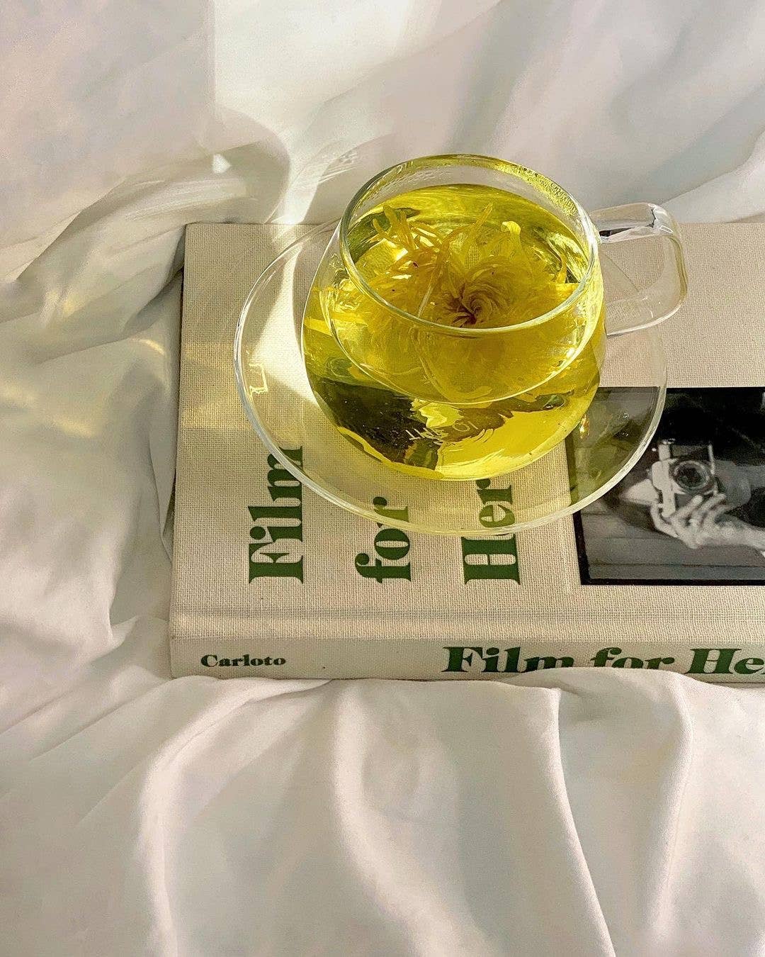 Glass cup + saucer set