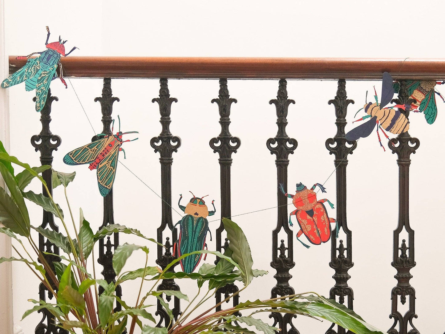 INSECTS SEWN GARLAND