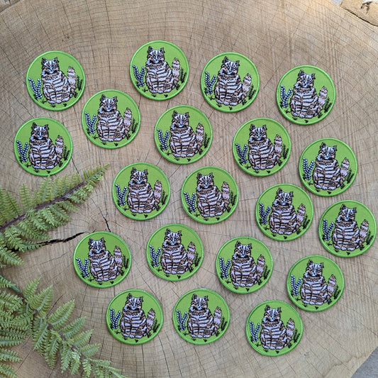 Patch | outside cat green